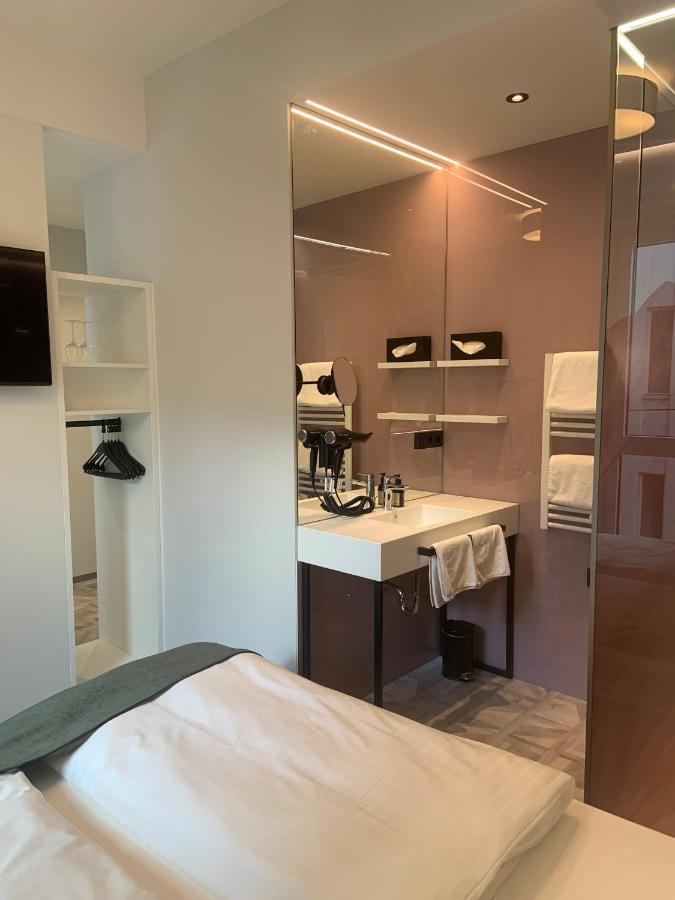 Art-Inn Design Self-Check-In-Hotel Линц Экстерьер фото