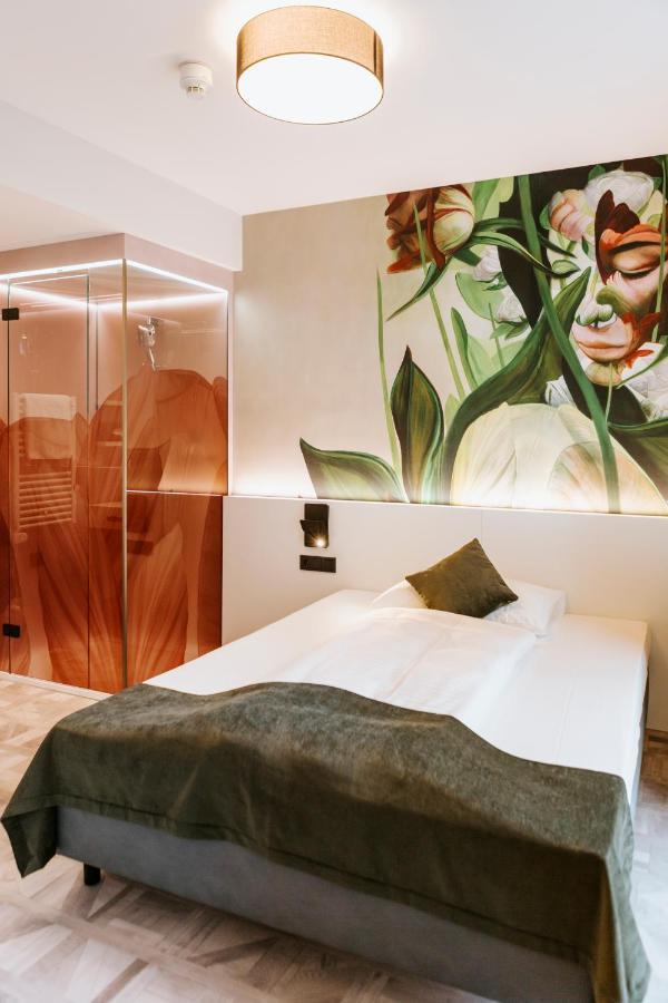 Art-Inn Design Self-Check-In-Hotel Линц Экстерьер фото